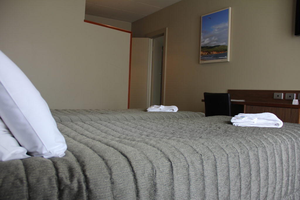 Marion-hotel-adelaide-accomodation-king-room2
