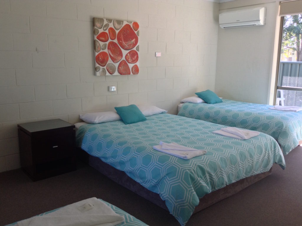 Settlers-inn-port-macquarie-nsw-pub-hotel-accommodation-double-single-room
