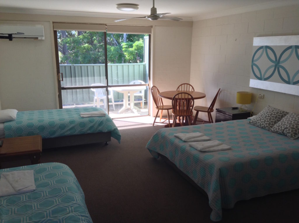 Settlers-inn-port-macquarie-nsw-pub-hotel-accommodation-family-room2