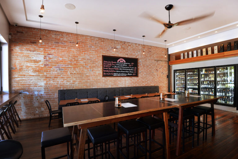 Pier Hotel Coffs Harbour Affordable Coffs Harbour Pub