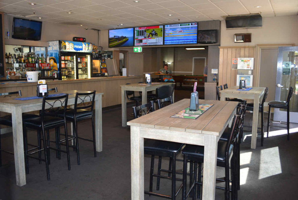 commercial-hotel-motel-lithgow-nsw-pub-accommodation-bar