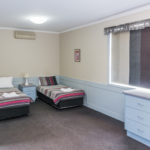 merimbula-lakeview-hotel-nsw-pub-accommodation-superior-family-room7 copy
