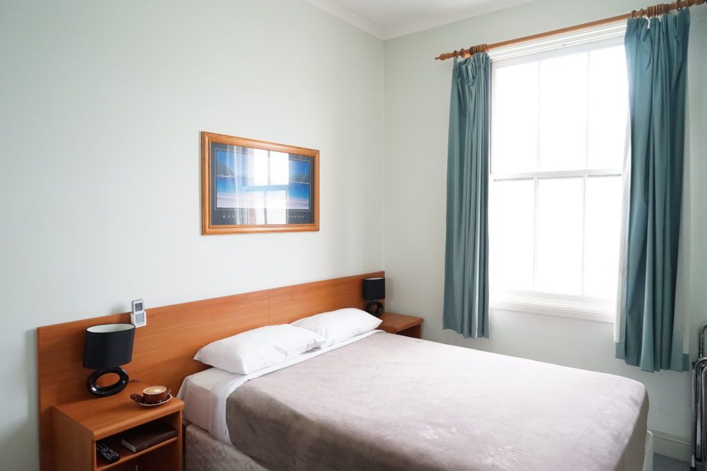 hurstville-ritz-hotel-motel-nsw-pub-accommodation-room