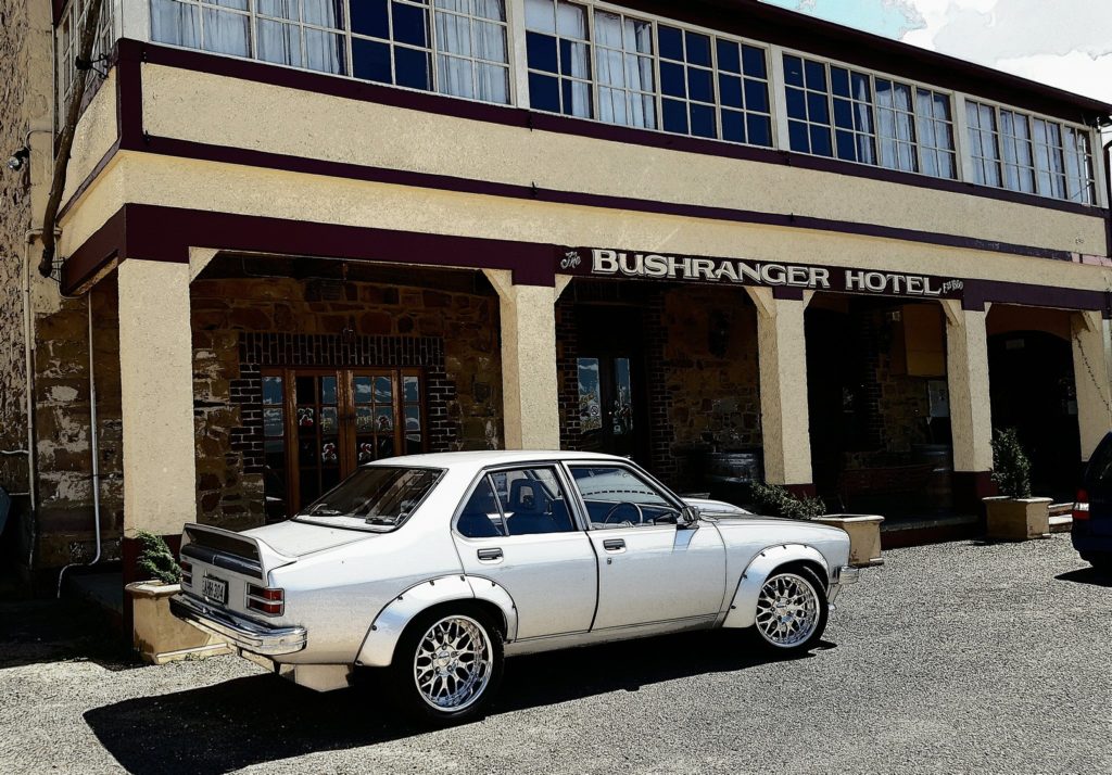 bushranger-hotel-collector-nsw-budget-pub-accommodation