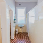 duke-of-wellington-hotel-new-lambton-nsw-pub-accommodation-Share-Bathroom-1